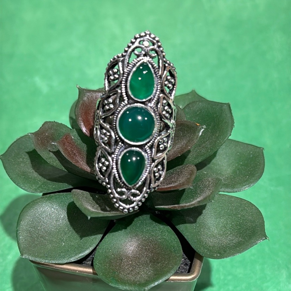 Green Chalcedony Silver Ring - image 1